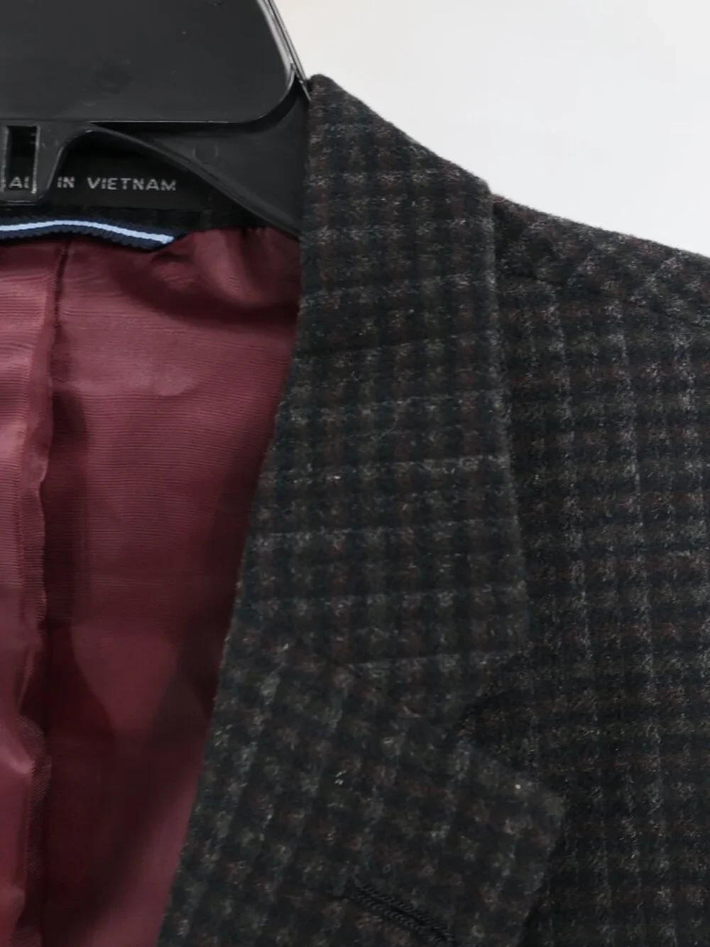 Tommy Hilfiger Sport Coat Men's 44R Wool Blend check flannel Tweed Two Button